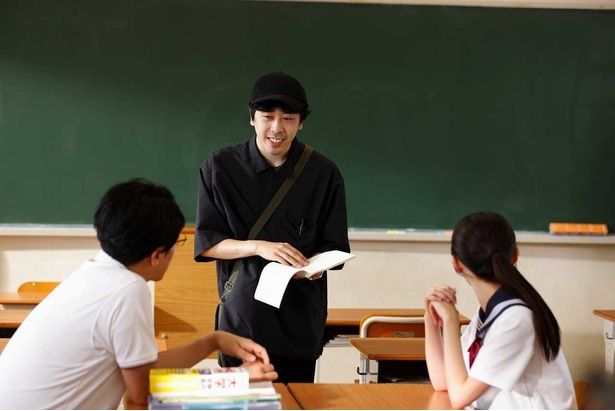 ホラー作品が好きだというコウイチ監督 [c]2025 「とれ！」製作委員会