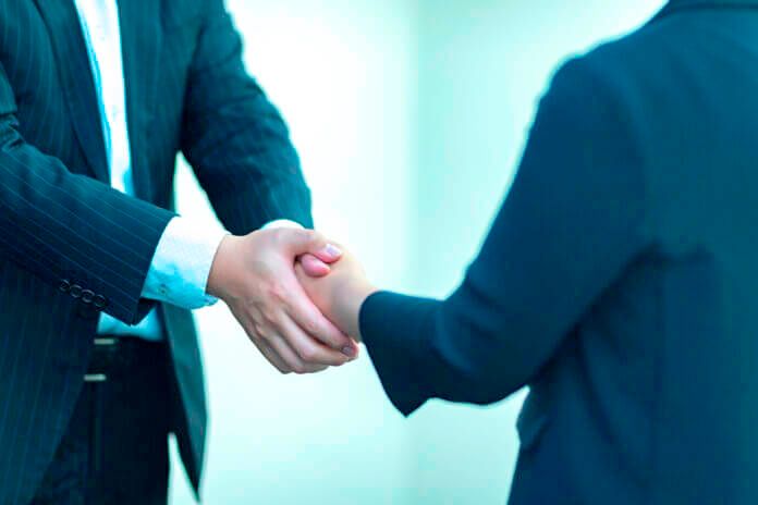 モテるのは外見だけじゃない！内面から輝く女性の特徴5つ