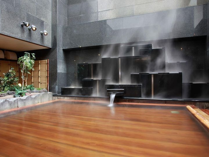 北海道には、人気の銭湯やサウナも数多く存在します。今回は、中でも特にユーザーから高い評価を数多く獲得した「すすきの天然温泉 湯香郷」を詳しく紹介します。（サムネイル画像：「すすきの天然温泉 湯香郷」公式Webサイトより）