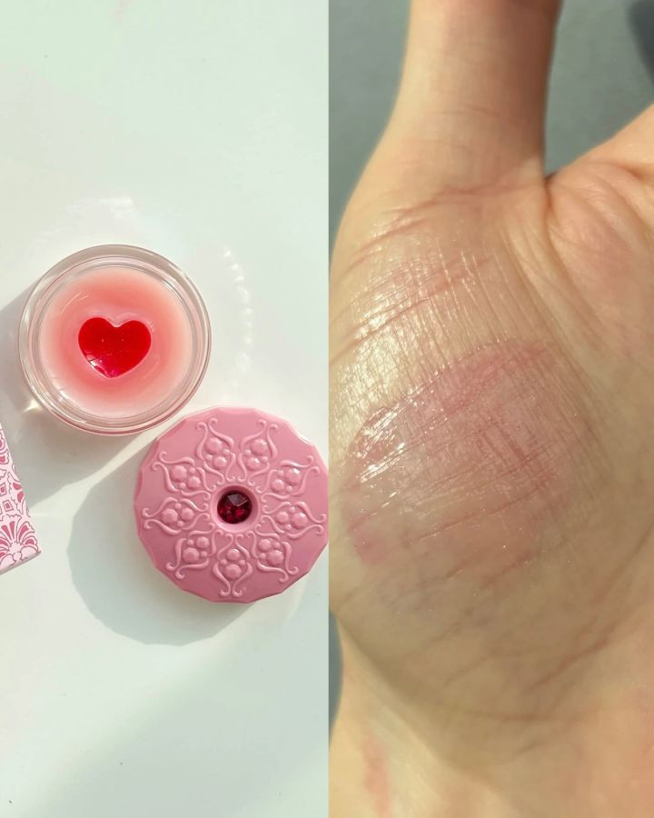 ジルスチュアート ストロベリー＆ティー リップマスク