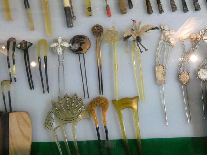 All About ニュース編集部が全国250人を対象に実施した伝統工芸品に関するアンケートの調査結果から、好き&買ってみたい「東京都の伝統工芸品」ランキングを発表！ 2位「江戸べっ甲」を抑えた1位は？