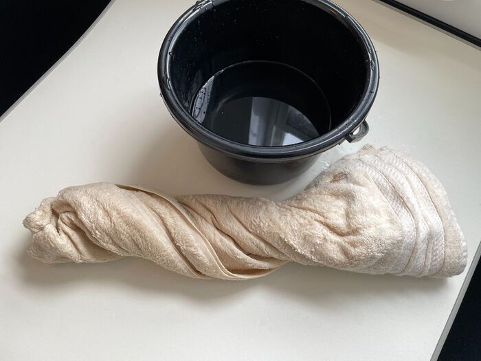 使わなくなった〈バスタオル〉が冬に大活躍♡あると便利な活用ワザ3つ！