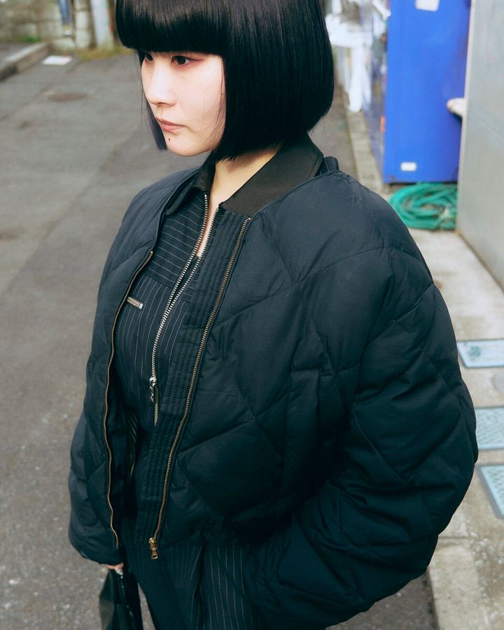 【スナップ】アウターを「サラッと」羽織るの正解例