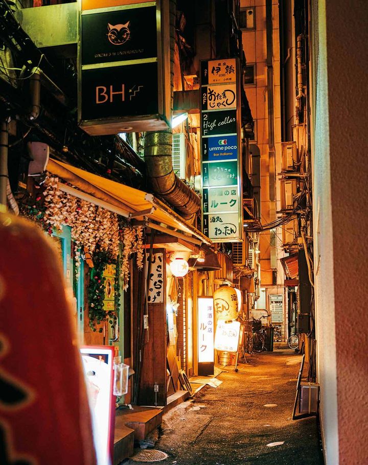 銀座「コリドー裏路地」