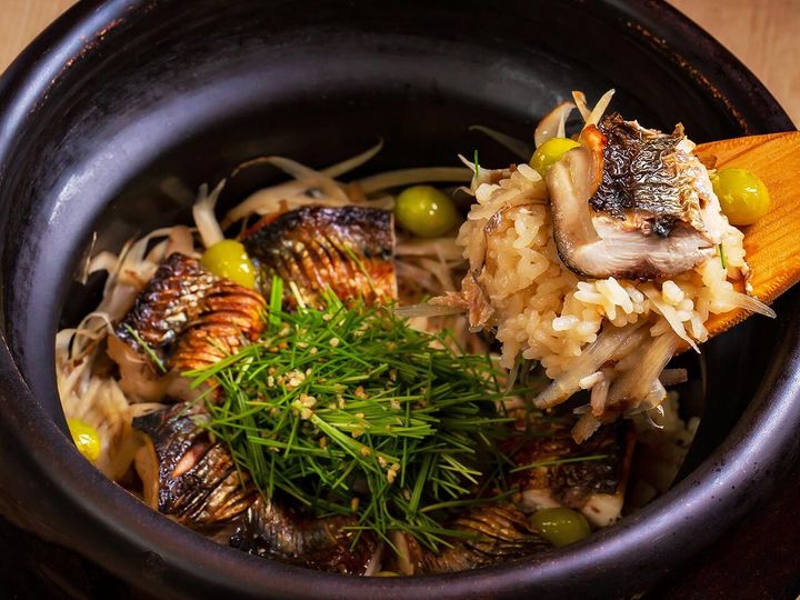 銀座『わ道行』の「秋刀魚の炊き込みご飯」