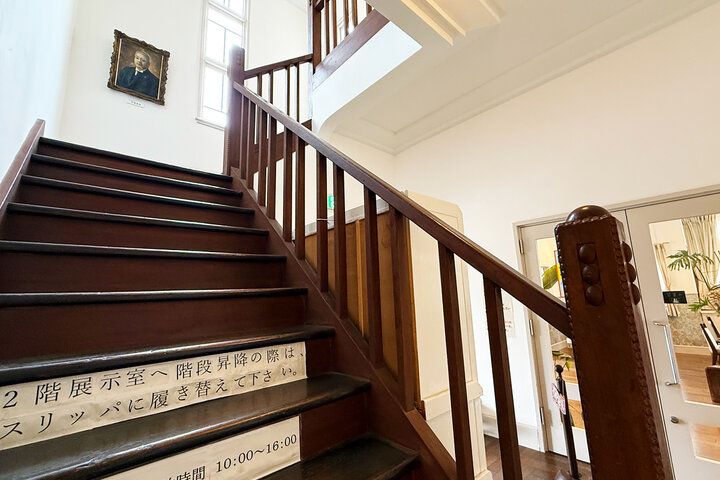 白亜の文化財カフェで絶品パスタランチ♪ レトロ建築と西洋庭園に浸る癒やしのひとときを「豊門カフェ」