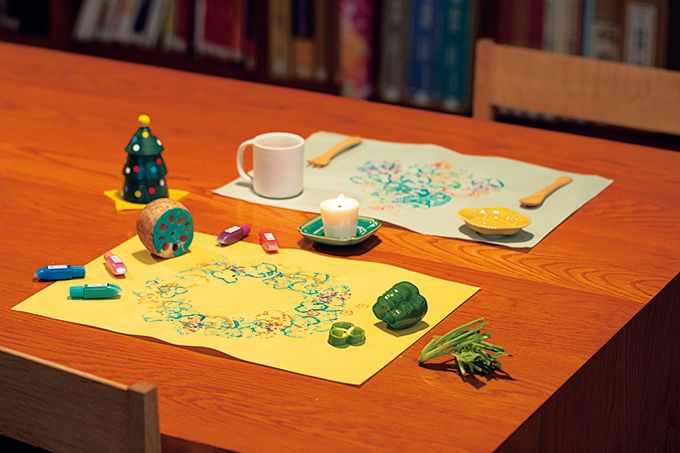 クリスマスのテーブルが華やぐ「野菜スタンプのお祝いランチョンマット」の作り方♪の画像1