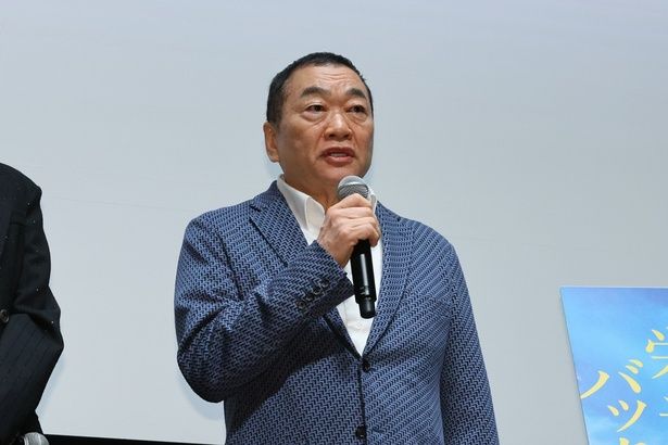 製作総指揮の見城徹さん。「74歳、人生最後のバックホームを栄光で飾れるだろうか」と感慨深く語った