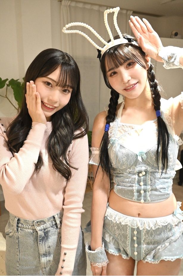 川越紗彩さんから伊織芽衣さんへは「めいさん！かわいすぎです。LOVE」と直筆コメントを添えた