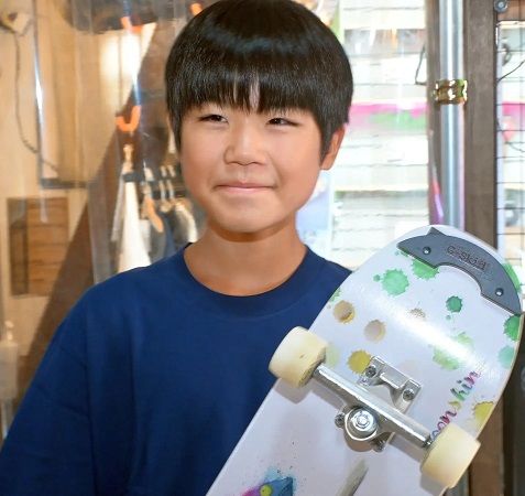 米国「Moonshine Skateboards」のアマライダーとして、日本人の少年2人が加入！