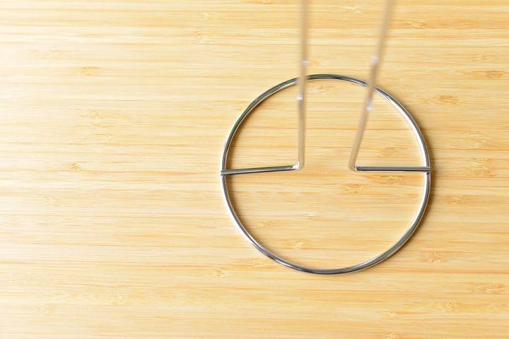 【100均】キッチンペーパーホルダー5選！セリア・ダイソー・キャンドゥ