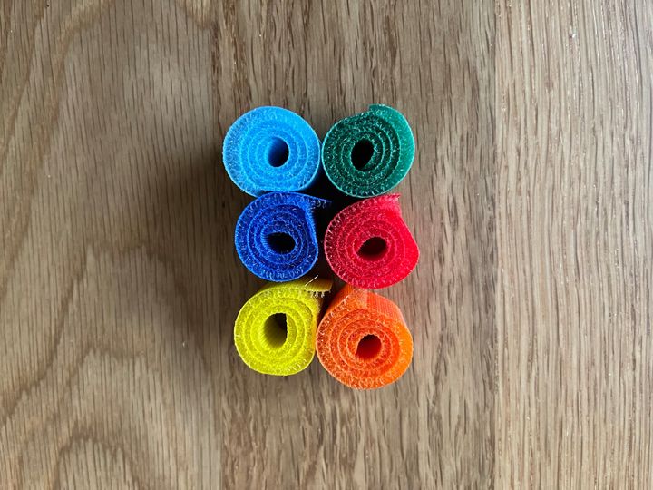 100均のコード収納が優秀すぎ！ダイソー・セリア・キャン★ドゥで買った9商品を紹介