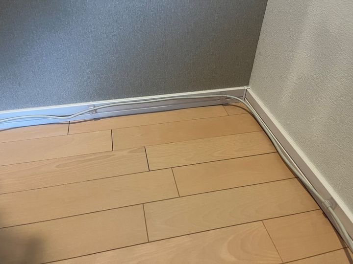 100均のコード収納が優秀すぎ！ダイソー・セリア・キャン★ドゥで買った9商品を紹介