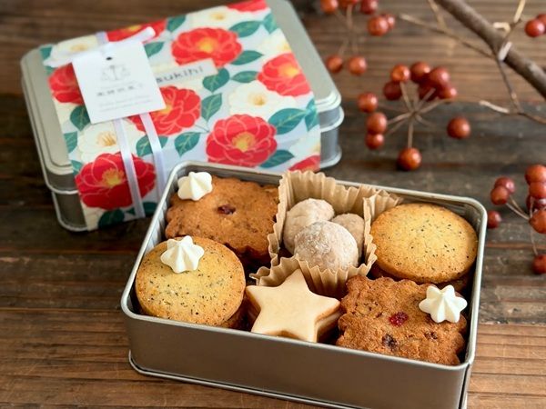薬膳クッキー専門店「tsukihi」から「冬缶」登場！クリスマスバージョンも用意