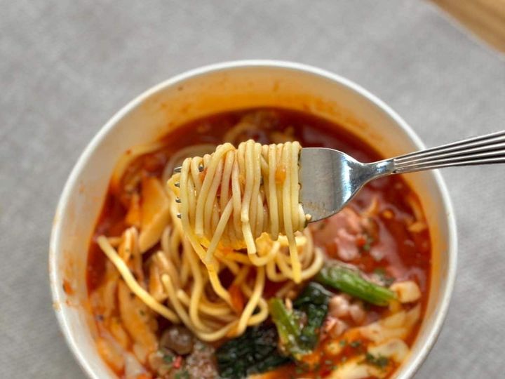 濃縮されたトマトの旨味！ハーブ香る食べ応え抜群の新作スープパスタ