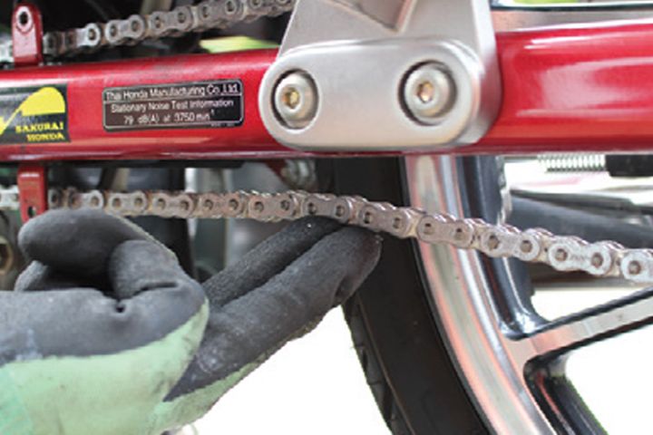 低フリクション、軽量化、剛性向上！EKチェーンで走りを変える！