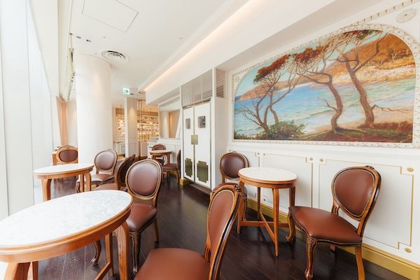 パリ発「アンジェリーナ」のXmas限定スイーツ！クリスマスツリー型のモンブランも登場