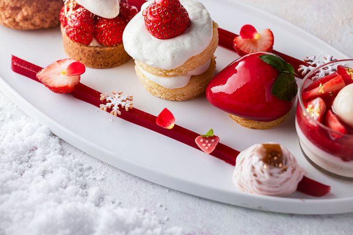 苺とラズベリー寒天とミニモンブラン