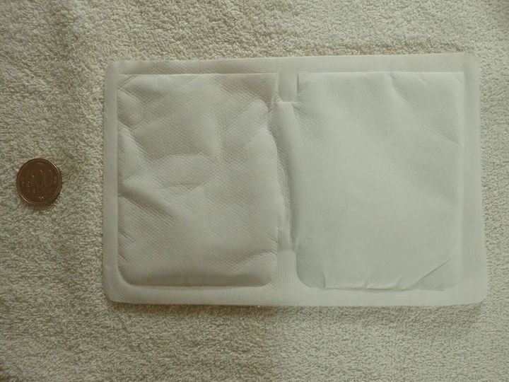 DAISO(ダイソー)：貼るビッグカイロ(2個)