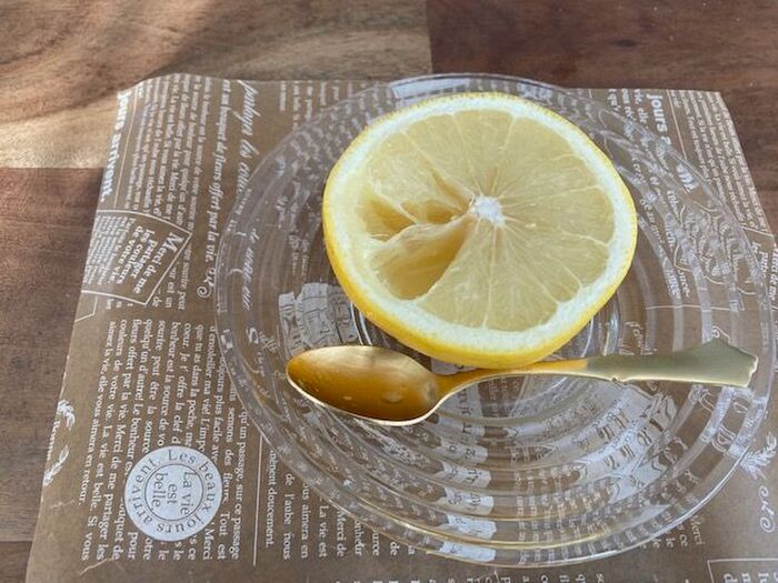 パン袋の『留め具』をカット！→便利グッズとして生まれ変わる！？意外な使い道をチェック