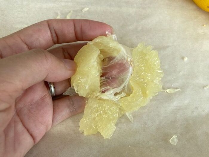 パン袋の『留め具』をカット！→便利グッズとして生まれ変わる！？意外な使い道をチェック