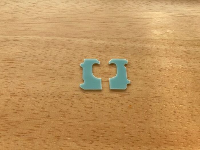 パン袋の『留め具』をカット！→便利グッズとして生まれ変わる！？意外な使い道をチェック