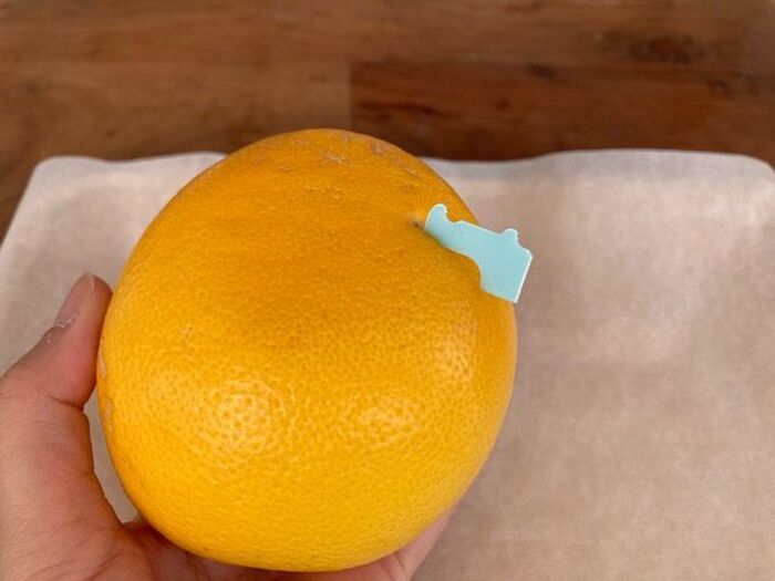 パン袋の『留め具』をカット！→便利グッズとして生まれ変わる！？意外な使い道をチェック