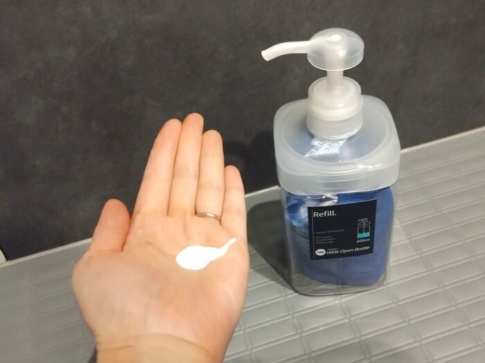 シャンプーの詰替えが秒速で終わる！〈ダイソー広口ボトル〉がホントに優秀すぎました。