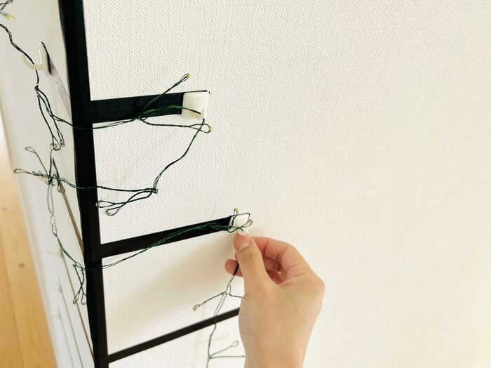 低予算＆省スペースで完成♡シンプルおしゃれなクリスマスツリーができちゃった！