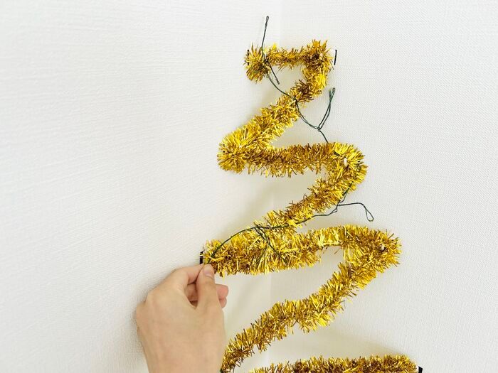 低予算＆省スペースで完成♡シンプルおしゃれなクリスマスツリーができちゃった！