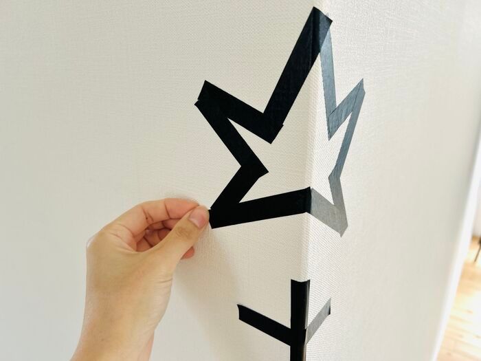 低予算＆省スペースで完成♡シンプルおしゃれなクリスマスツリーができちゃった！