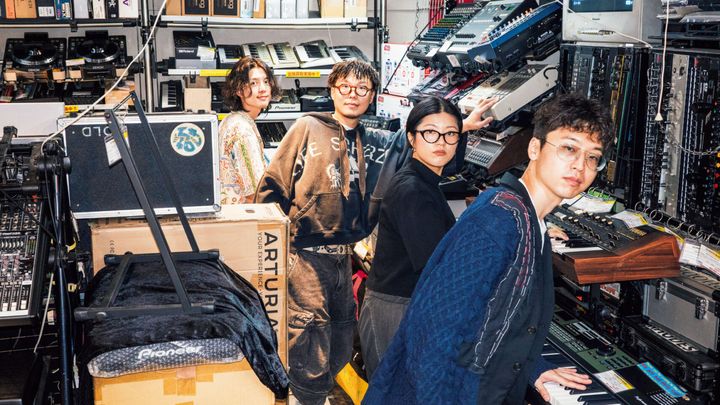 えちごやミュージックを訪れたSoul deliveryのメンバー