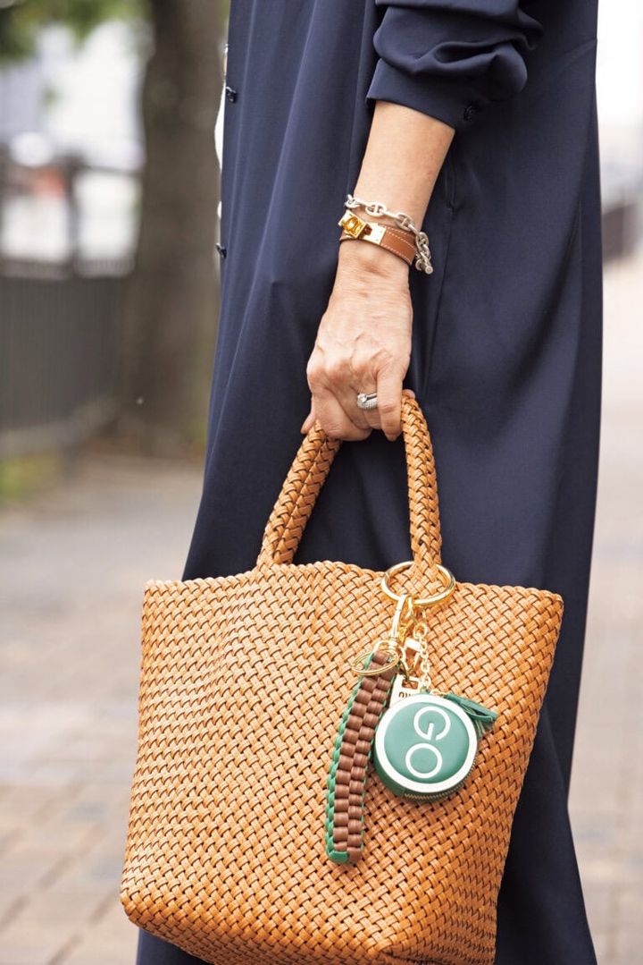 バッグはヒロフ