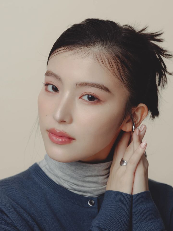 ユニクロ UNIQLO カーディガン オレンジ コーラル モーヴピンク メイク やり方