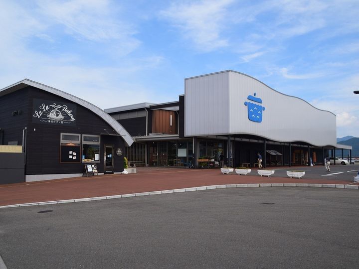 All About ニュース編集部は、全国20～60代の男女250人を対象に「道の駅」に関する独自のアンケート調査を実施。特産品が楽しめると思う「山口県の道の駅」で1位に選ばれたのは？