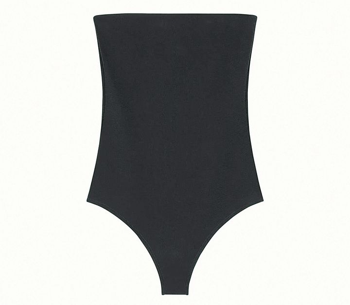 スタイリスト YUMI HIGASHIDE