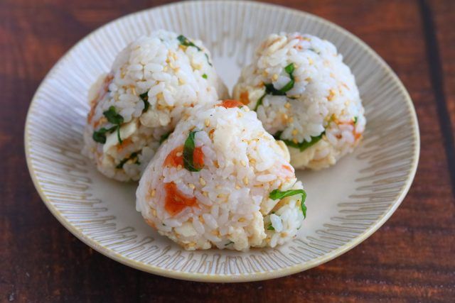大葉×梅の高たんぱく質おにぎり