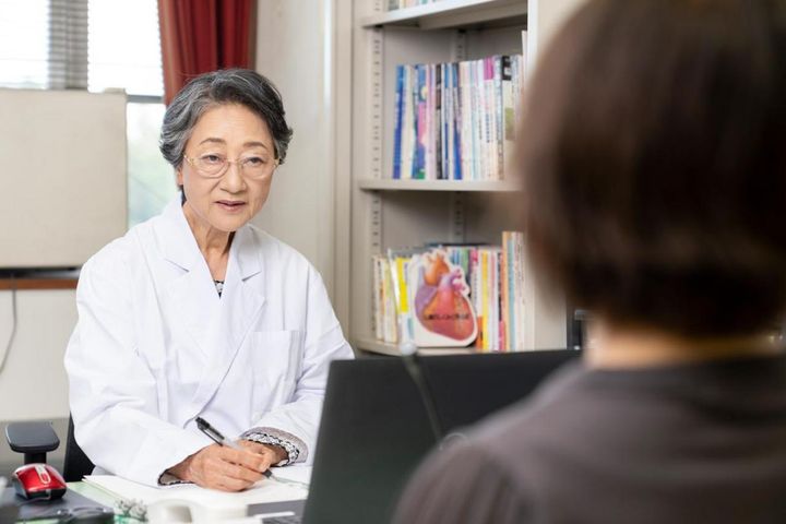 「当時は許されませんでした」81歳の現役女医が切り開いた、育児と仕事を両立する術とは？