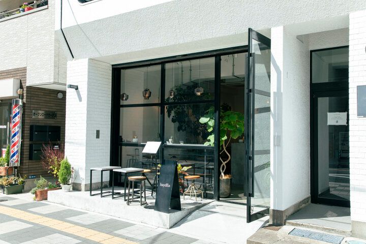 昼と夜で違う雰囲気をまとう大人の空間♪ 向島「haydEn」で味わうプリンとグラスパフェ