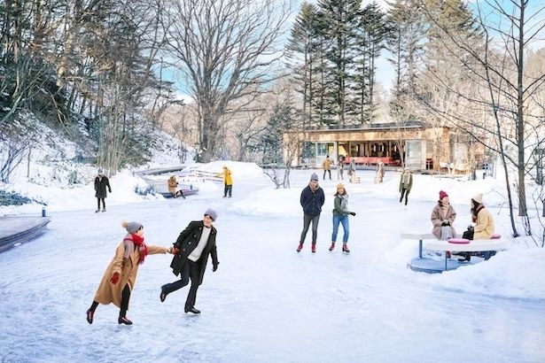 天然氷エリアオープン時のケラ池スケートリンク