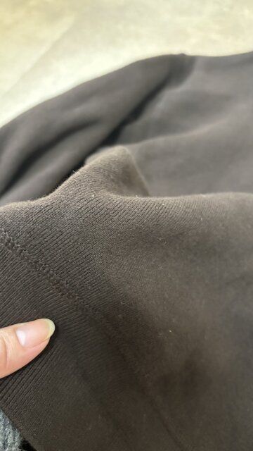 ユニクロスムースコットンクルーネックセーターの生地感