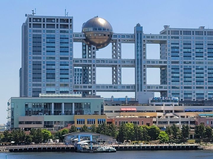 フジテレビ width=