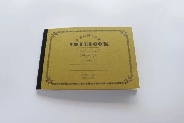 ダイソー B6横型ノート（40枚、A罫、プレミアムシリーズ、ストロー）