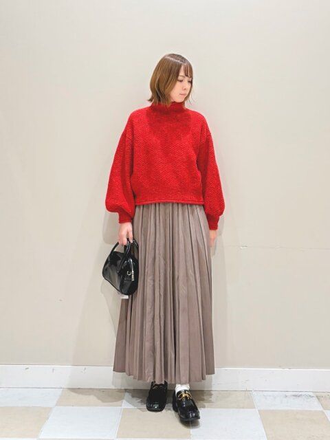 2025冬ニットプリーツスカート華やか着映えコーデ