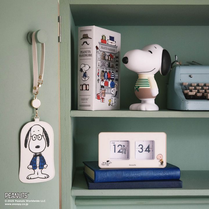 ダイカットパスケース／BOOK型小物入れ／立体コインバンク(貯金箱)／パタパタクロック 