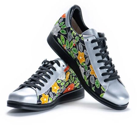 着物をアップサイクルした本革スニーカー「和魂」誕生！セミオーダーで自分好みに