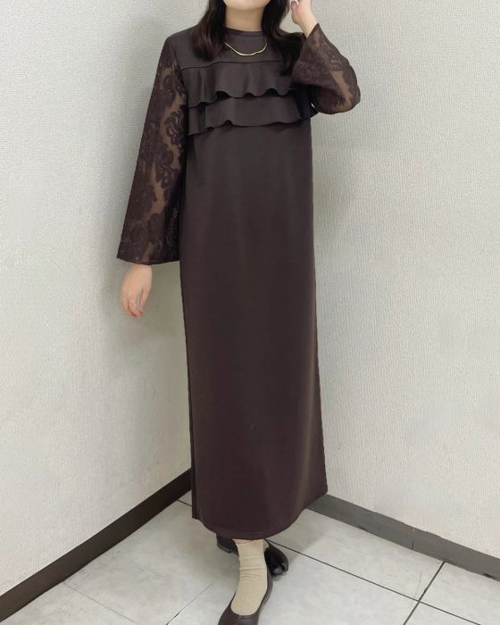 しまむら「フリルタイトワンピース」