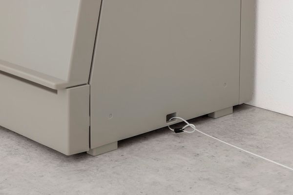 ゴミの一時保管や宅配ボックスにも使える屋外ストッカー。大容量なのに省スペース！