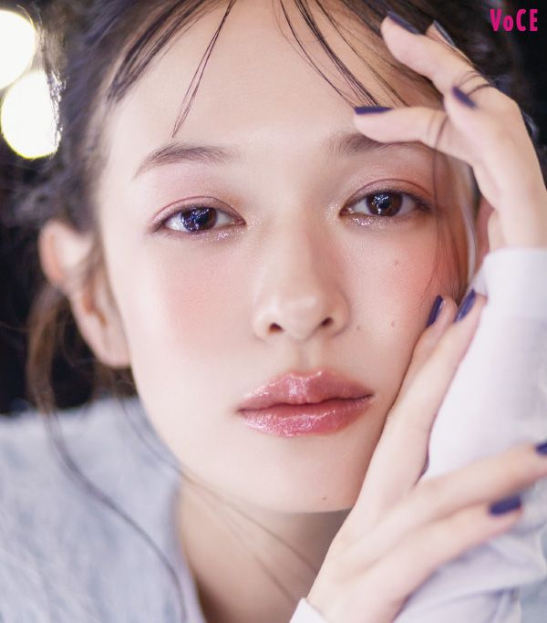 ブルベ向け冬メイク④キラめく目元が主役のメイク