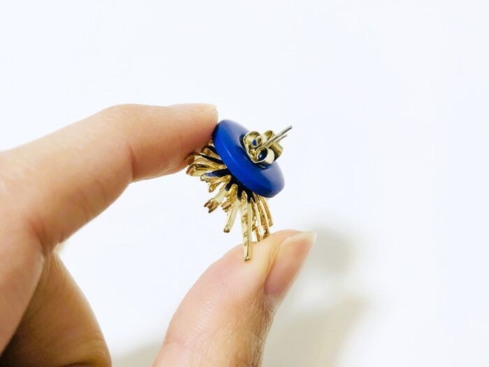 余った予備ボタン、捨てるの待って！意外だけど便利な活用法があるんです♡旅先でも役立ちますよ